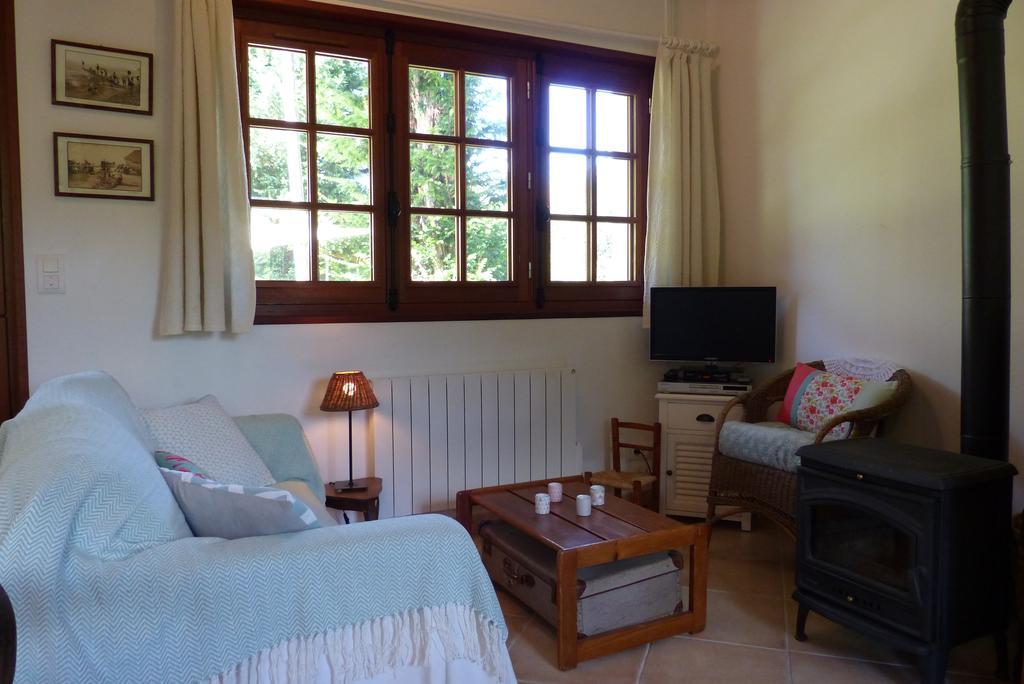 La Flore De Lys, Cottage Ideal Pour 2 Adultes Et 2 Enfants Saint-Jouin-Bruneval Exterior foto