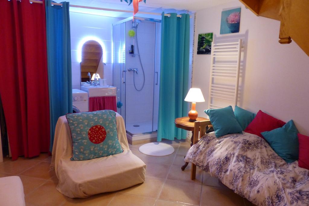La Flore De Lys, Cottage Ideal Pour 2 Adultes Et 2 Enfants Saint-Jouin-Bruneval Exterior foto