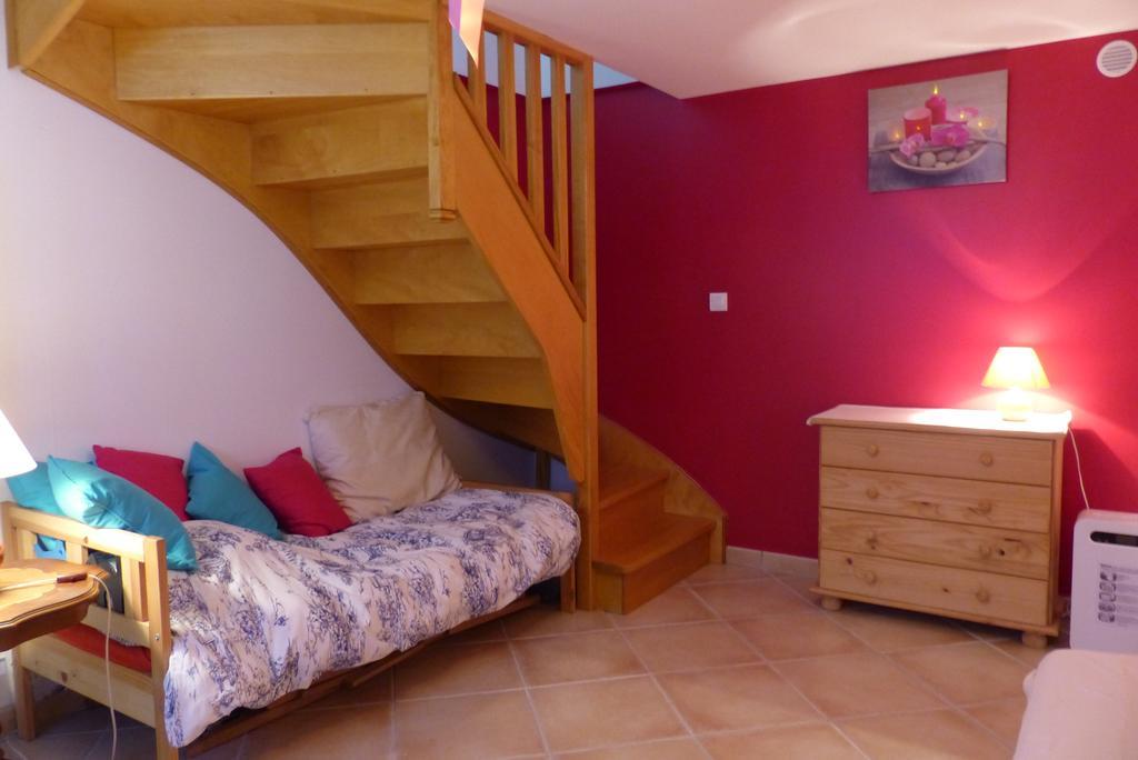 La Flore De Lys, Cottage Ideal Pour 2 Adultes Et 2 Enfants Saint-Jouin-Bruneval Exterior foto
